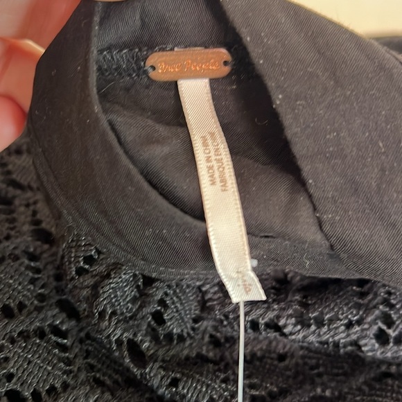 FREE PEOPLE SWEETEST THING LACE SLEEVES THERMAL TOP SMALL - Picture 12 of 16